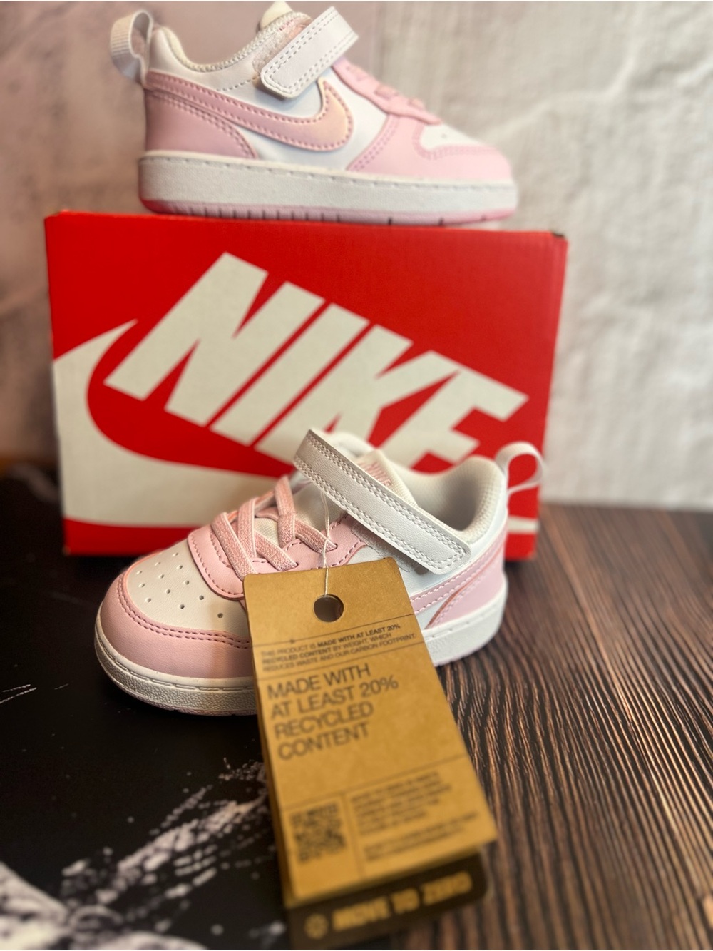Nike Kids Pink and White Velcro Low-Top Sneakers